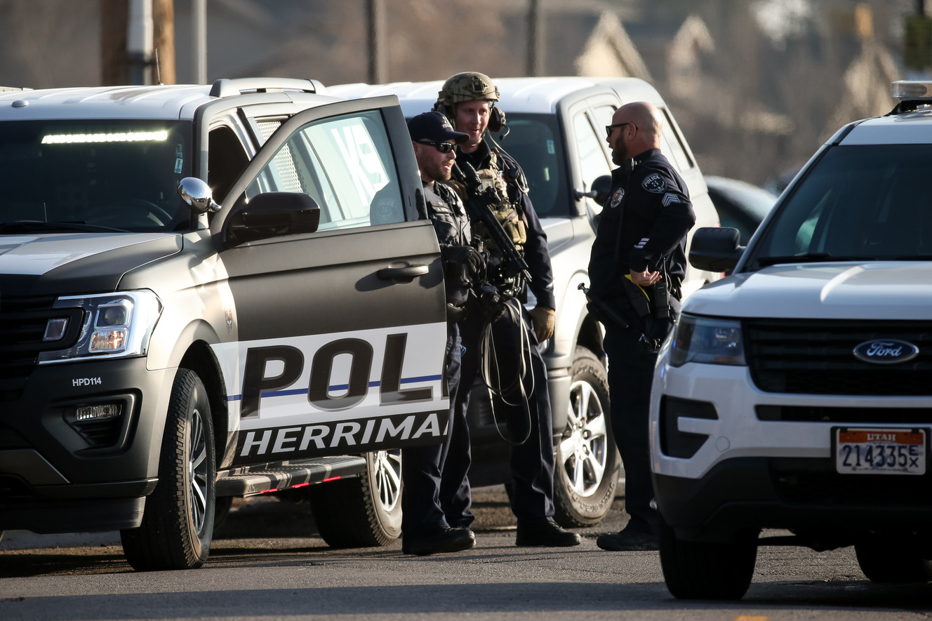 Law enforcement officers respond in the neighborhood east of Fashion Place Mall after a shooting at the mall in Murray on Sunday, Jan. 13, 2019. (Photo: Spenser Heaps, KSL)