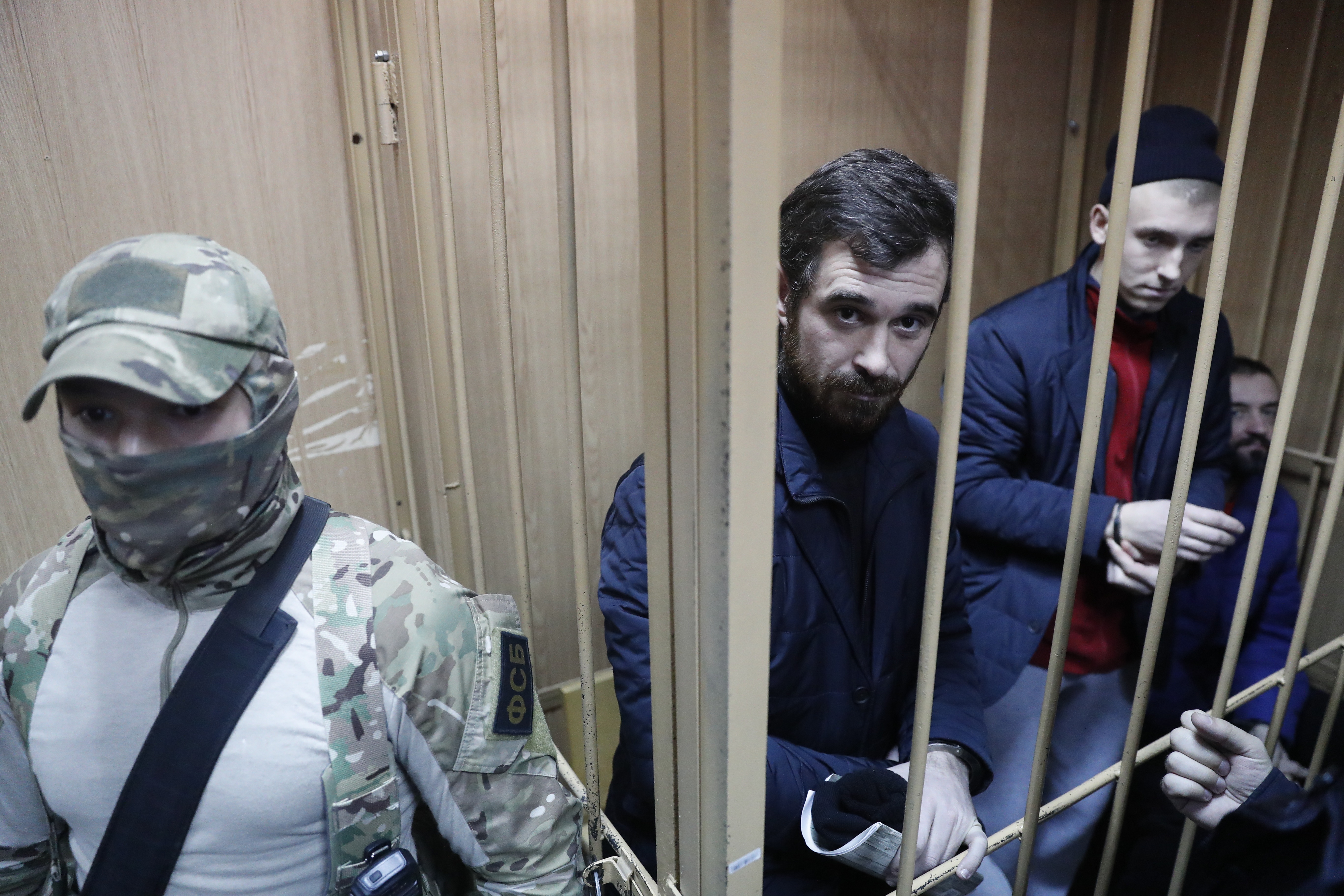 Moscow courts extends arrest for Ukrainian seamen