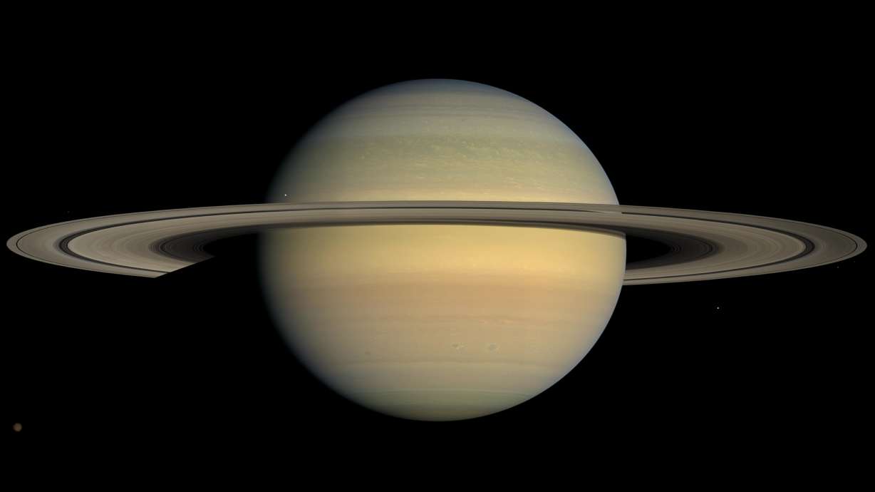 Scientists: Saturn spent billions of years without its rings