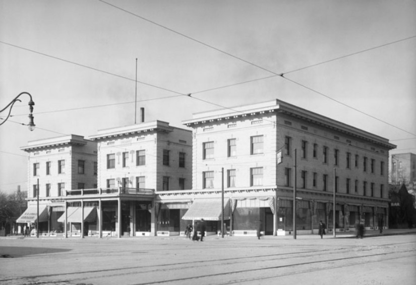 A photo of the Peery Hotel taken on Nov. 28, 1911. The hotel opened just two months before the photo was taken. The three-story building, made from cream-colored brick, was designed architect Charles B. Onderdonk and had a prairie style design.(Photo: Utah State History)