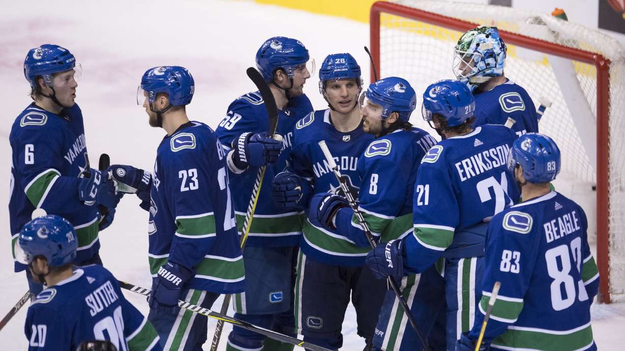 Demko makes 36 saves for Canucks in 4-3 win over Sabres