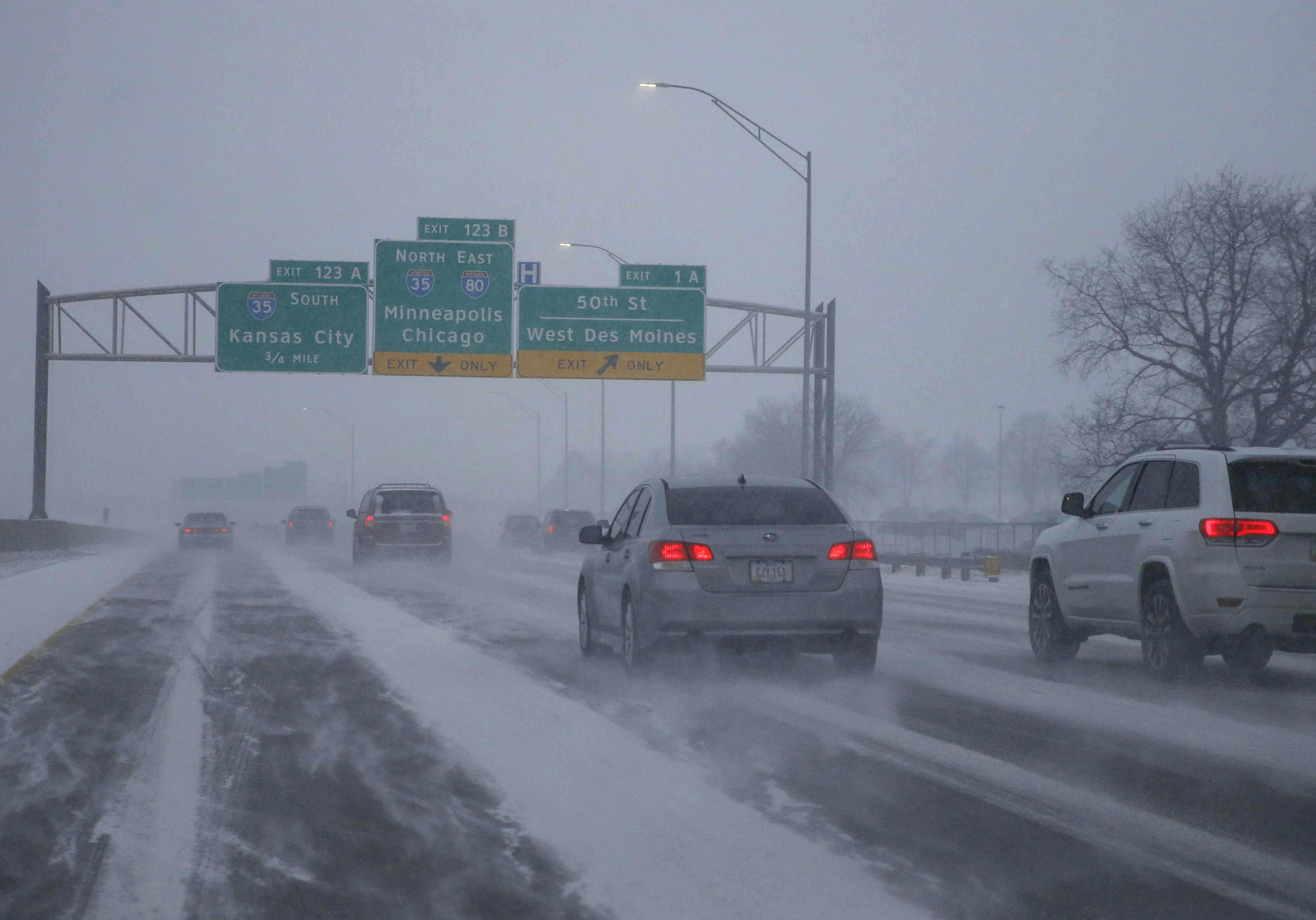 Storm that carpeted Midwest with snow barrels to New England
