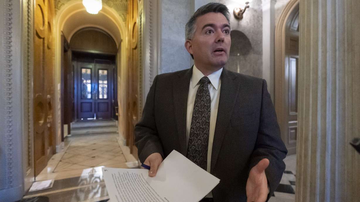 GOP senators try to figure how out closely to run with Trump