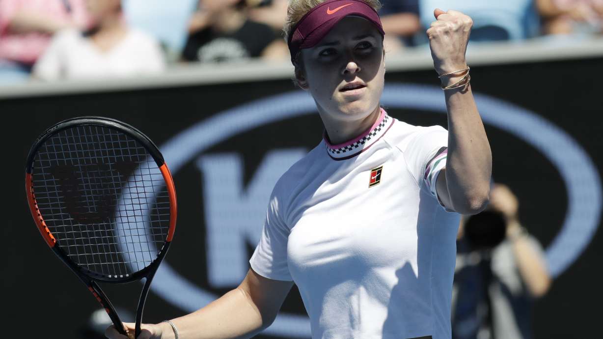 Serena Williams ousts No. 1 Simona Halep at Australian Open