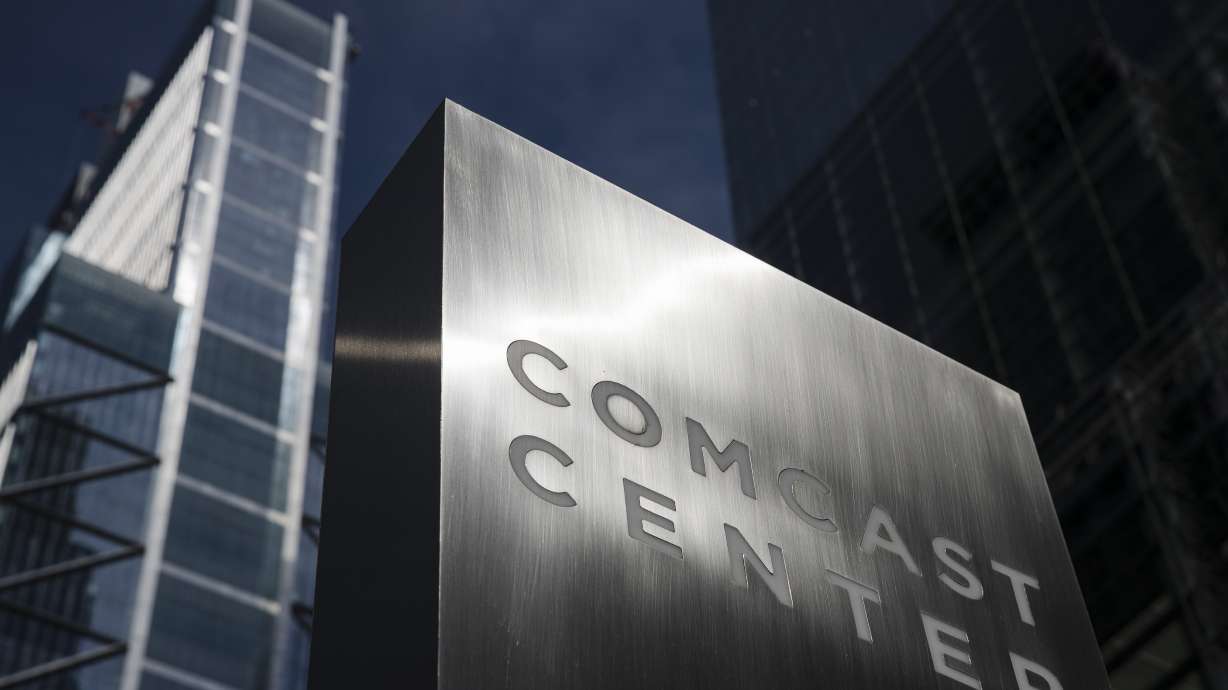 Comcast loses cable users, but internet subscribers surge