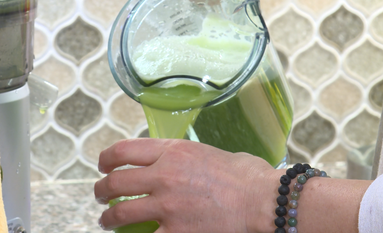 Sharee Snyder drinks 32 ounces of pure celery juice at least 20 minutes before eating anything else. (Photo: KSL TV)