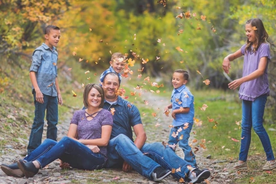 Communities rally behind 2 Utah snowmobilers killed in separate avalanches