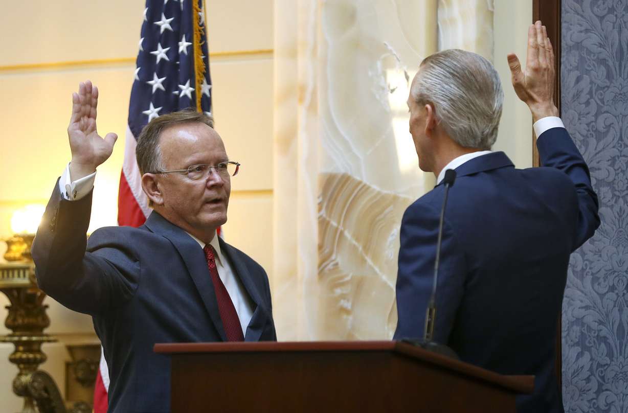 Senate President Stuart Adams, R-Layton, left, is sworn in by former Senate President Wayne Niederhauser, R-Sandy, at the start of the 2019 Legislature at the state Capitol in Salt Lake City on Monday, Jan. 28, 2019. Photo: Steve Griffin, KSL