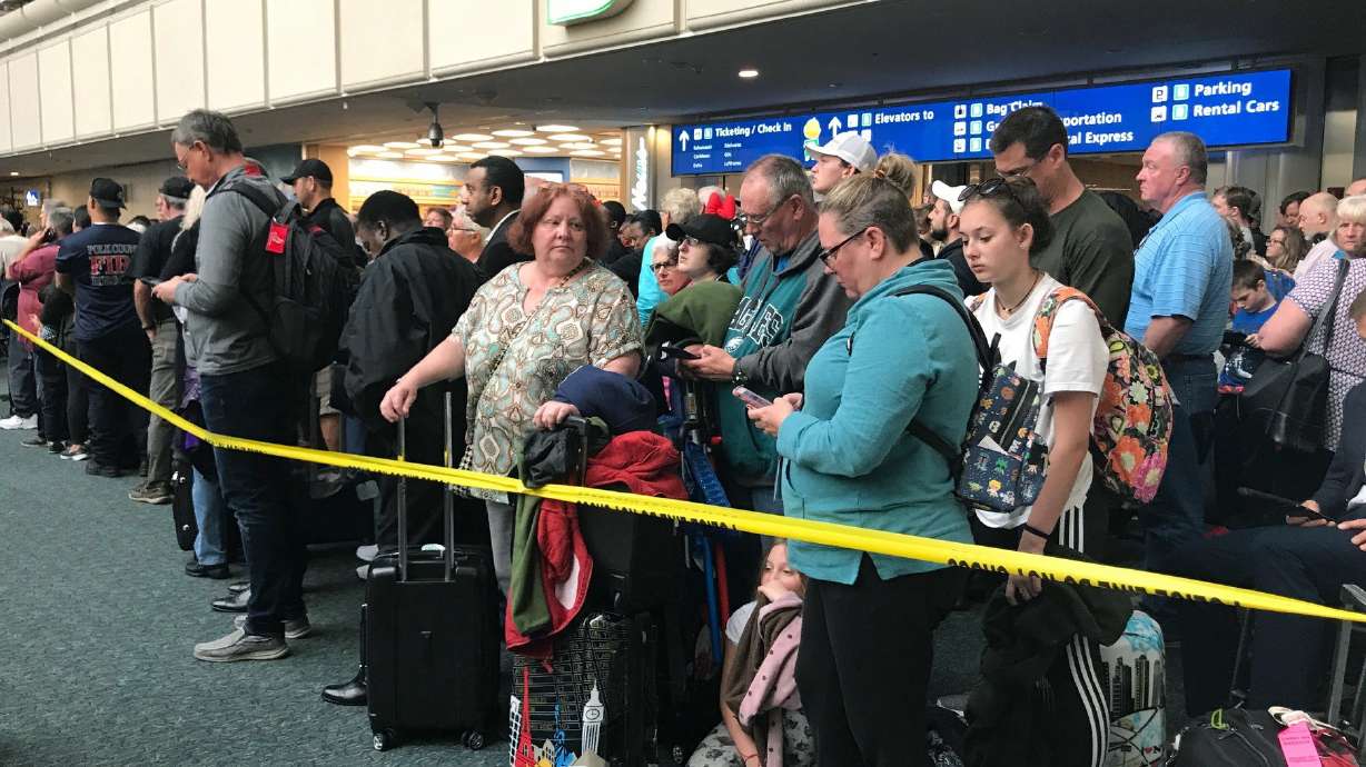 TSA officer jumps to his death at Orlando airport