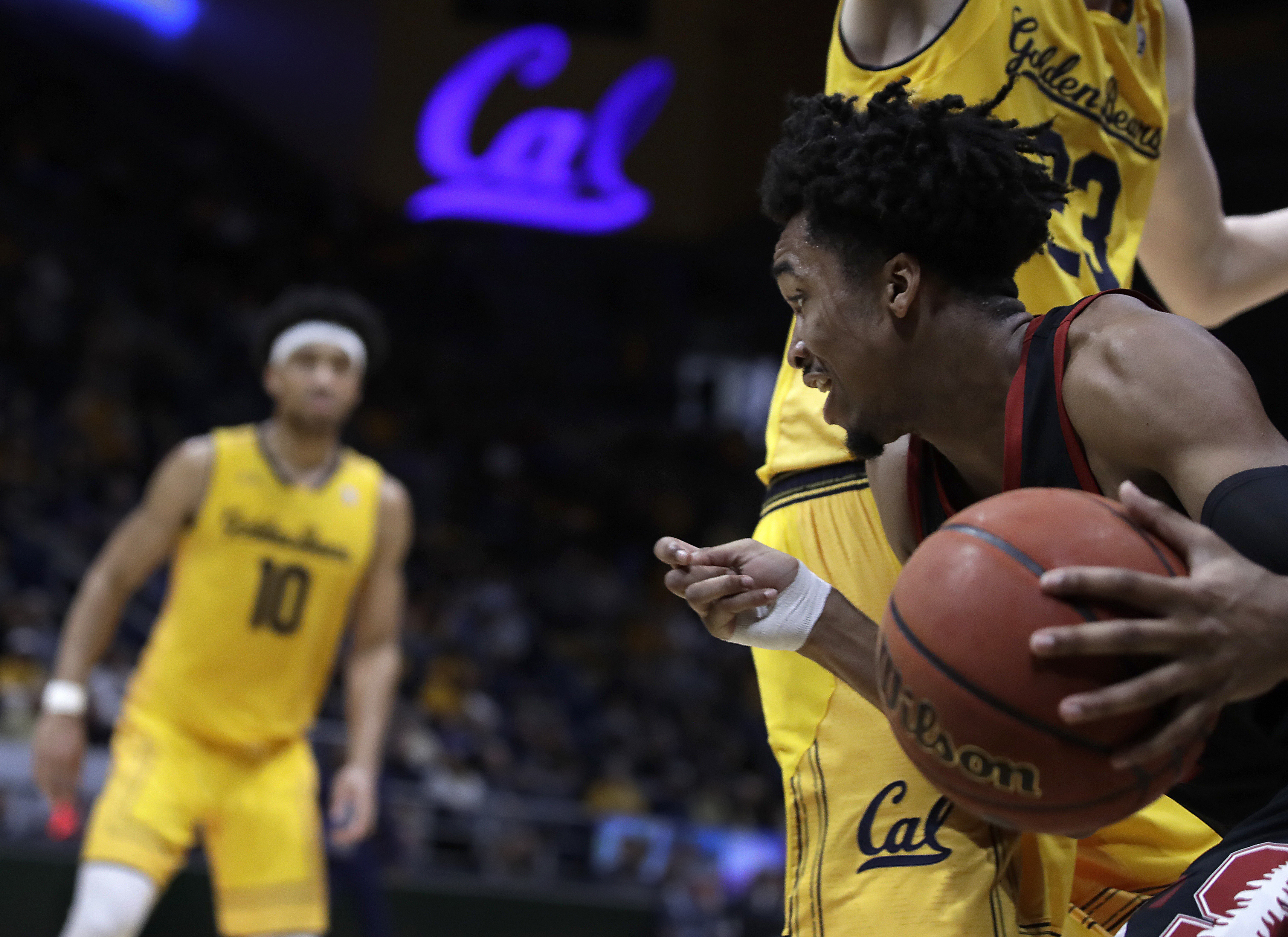 Okpala scores 30 to help Stanford hold off Cal 84-81