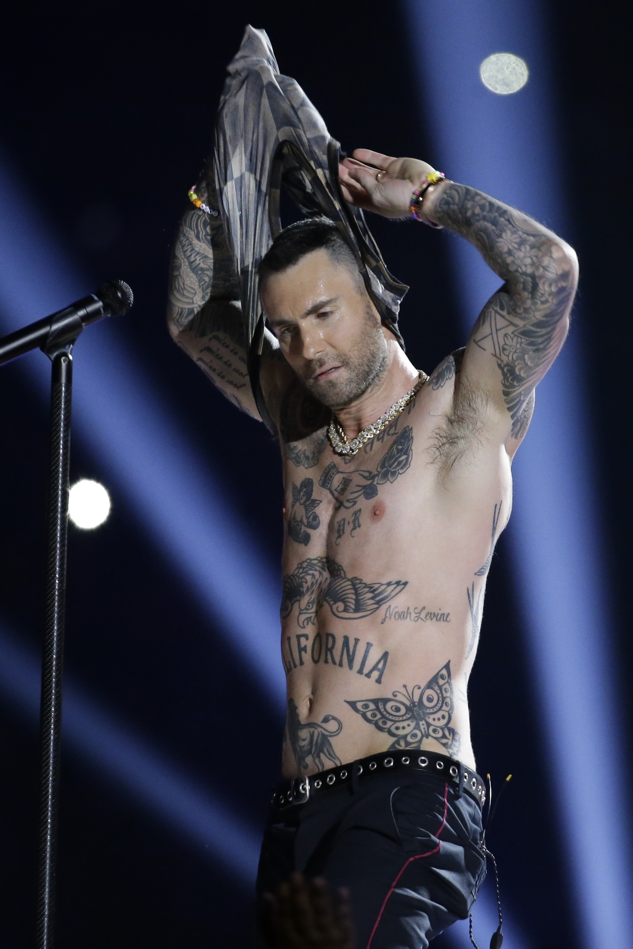 Adam Levine's Super Bowl nipple reveal prompts backlash