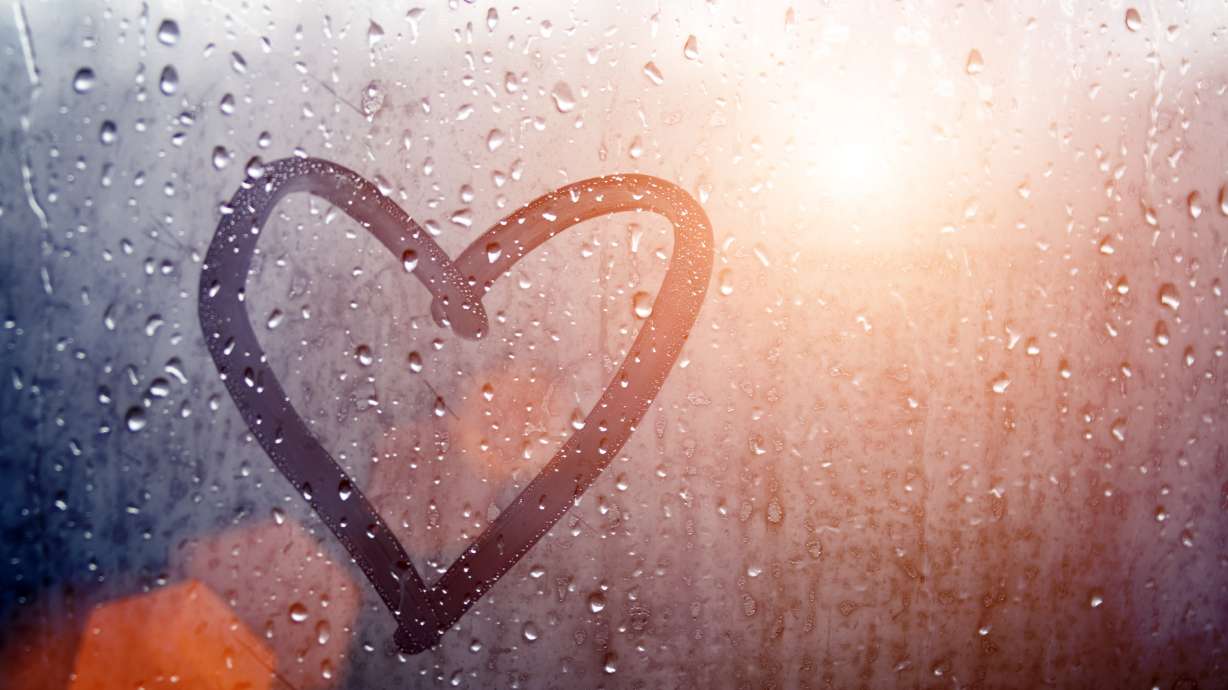 Got a love story? KSL.com wants to hear it đź’•