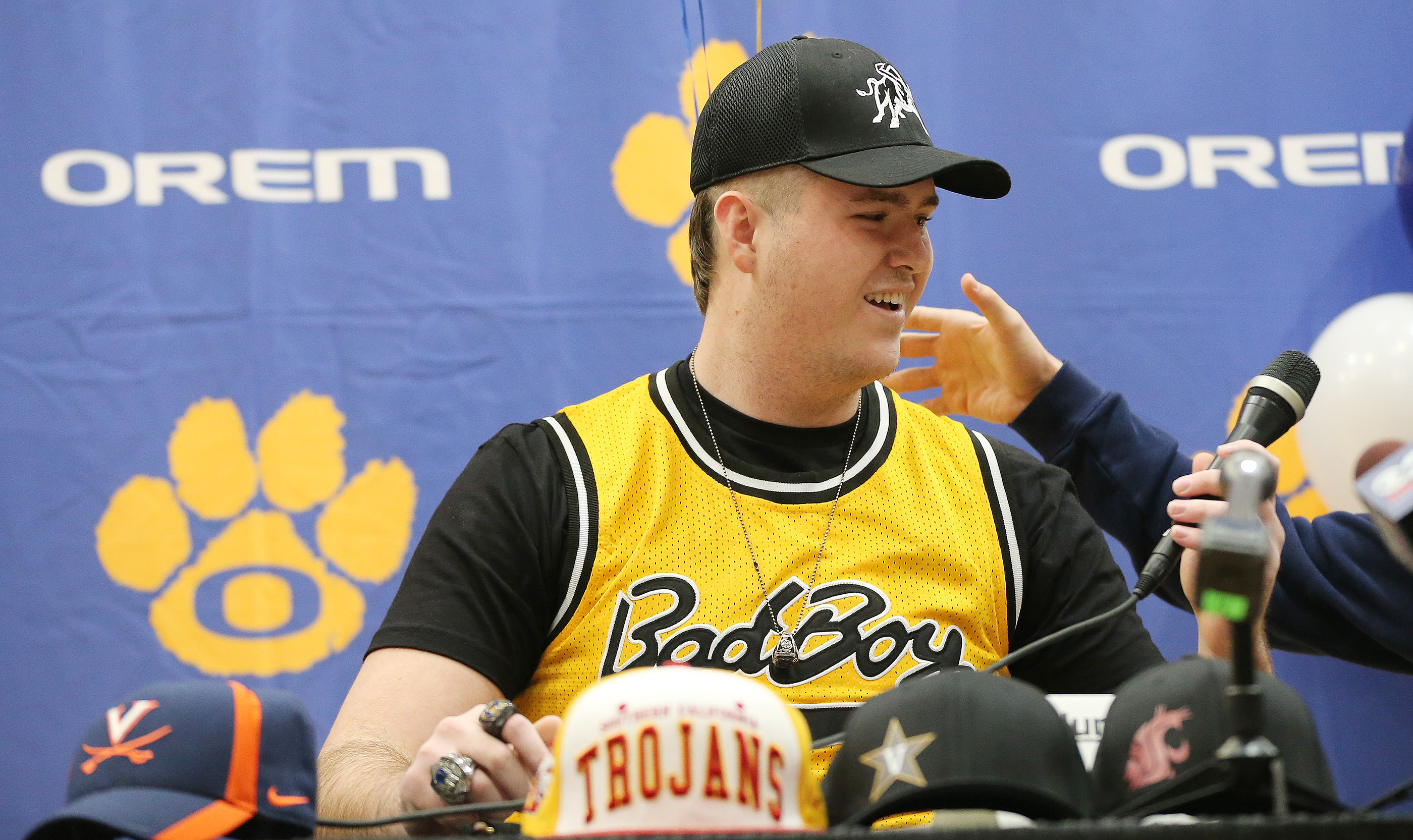 Hunter Hill chooses Utah State as Orem High School athletes sign their letter of intent during a signing ceremony in Orem on Wednesday, Feb. 6, 2019. Both signed with Utah State. (Photo: Jeffrey D. Allred, KSL)