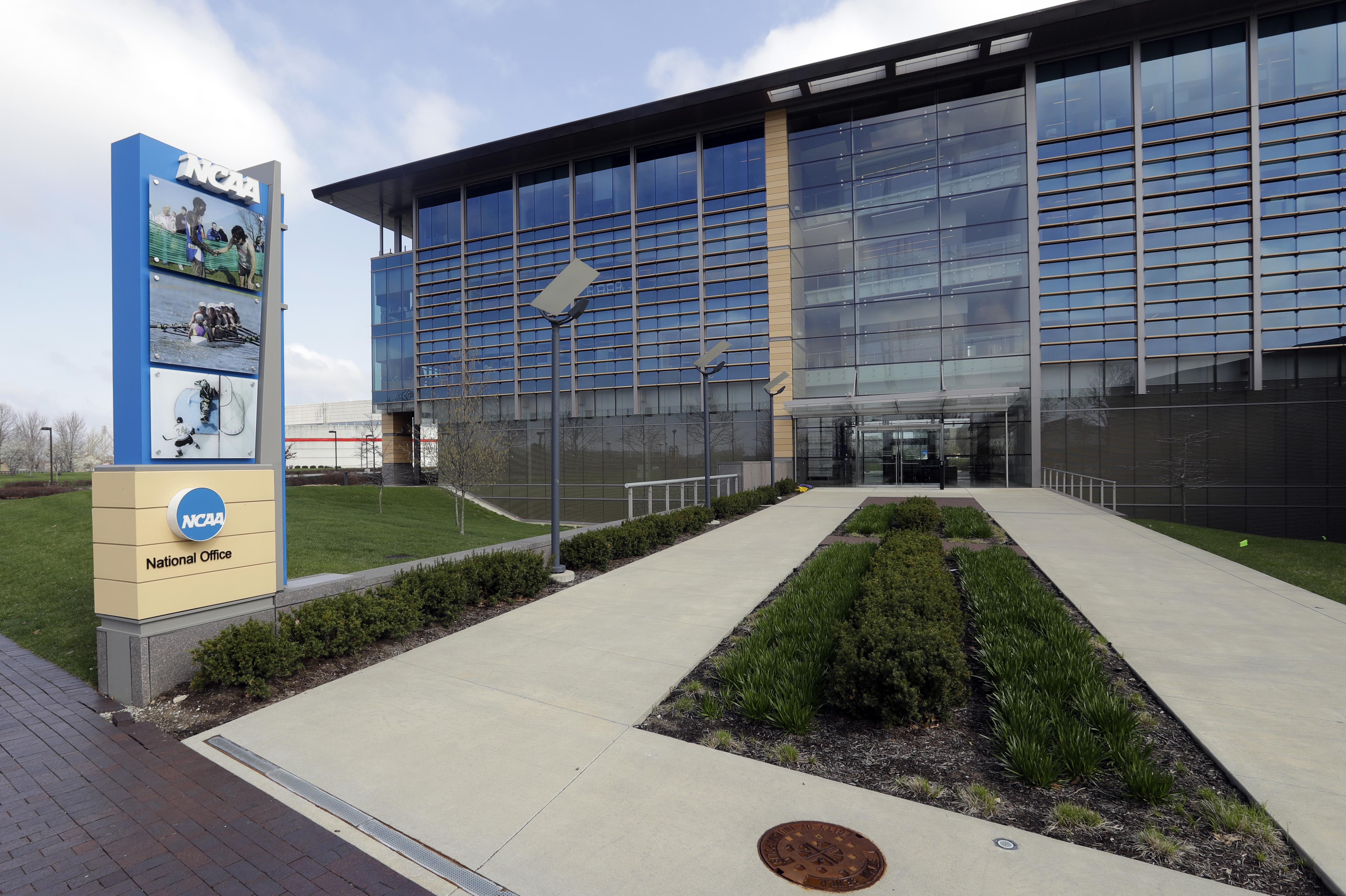 Wave of concussion lawsuits to test NCAA's liability