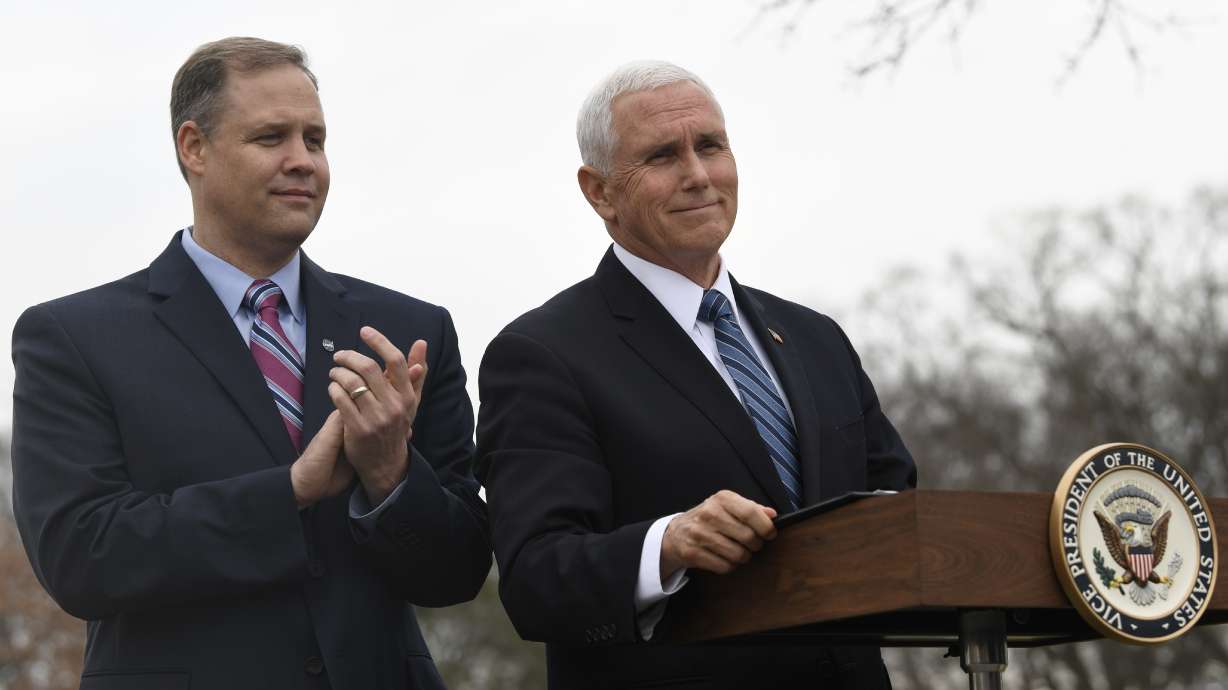 Pence promises missions to the moon and Mars during ceremony