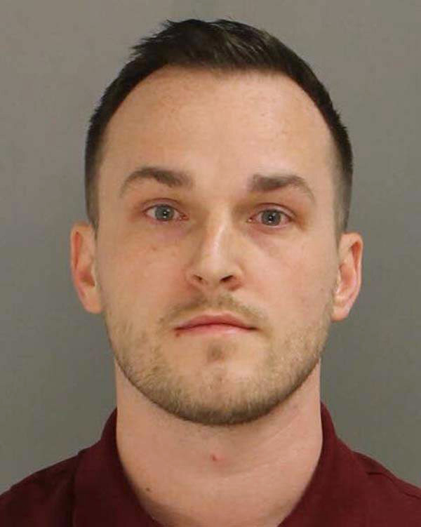 Police: Groom assaulted teen waitress at wedding reception