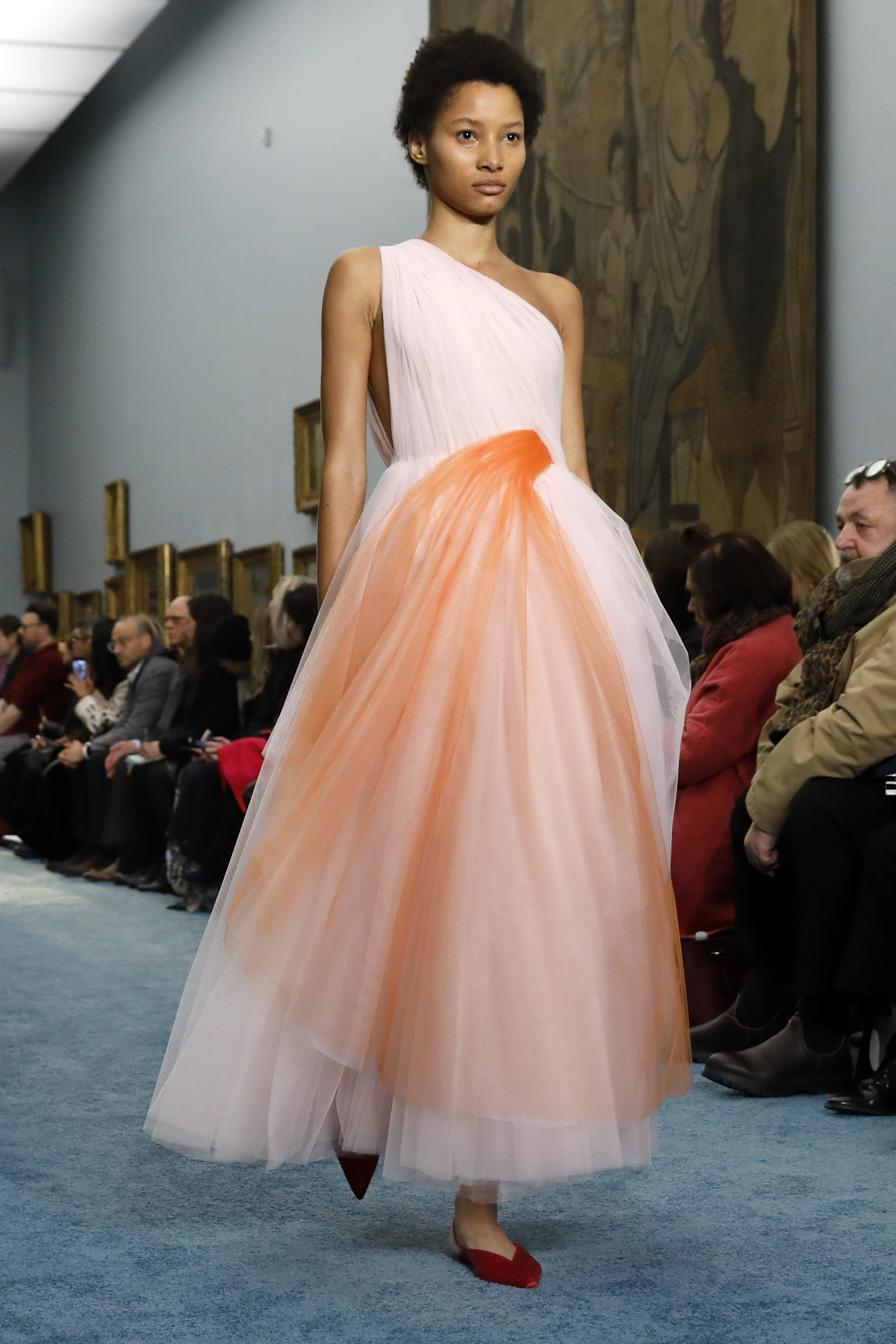 A modern take on the classic white shirt at Carolina Herrera