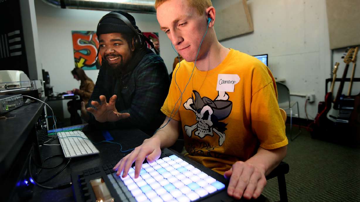 Visually impaired Utah students push for accessibility in the arts