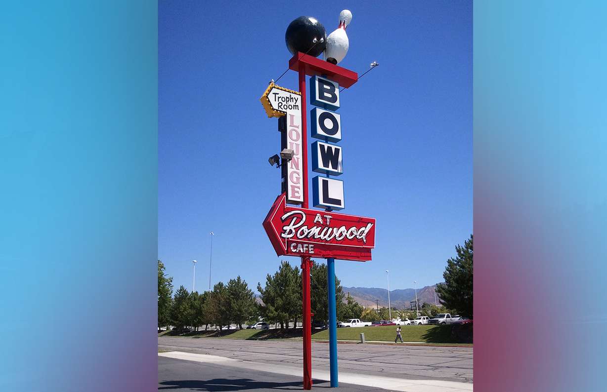 An undated photo of the original Bonwood Bowl sign that went untouched from the time the sign was installed in the late 1950s until October 2018. (Photo courtesy Emma Dugal)
