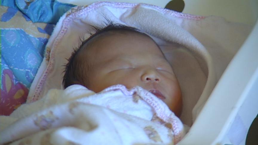 Deputy Delivers Baby Who Can't Wait