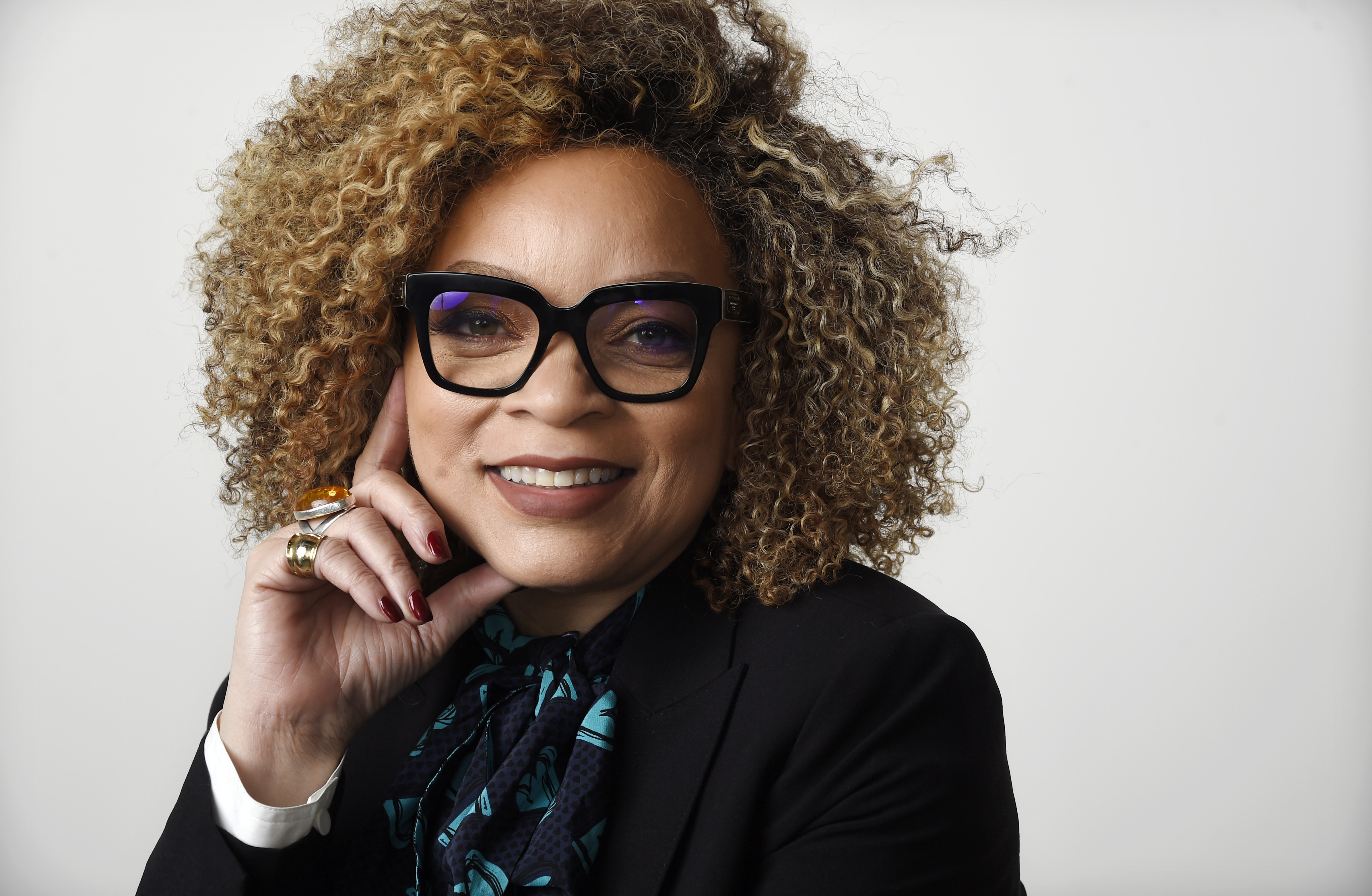 Costume Designers Guild honors Ruth E. Carter, Glenn Close