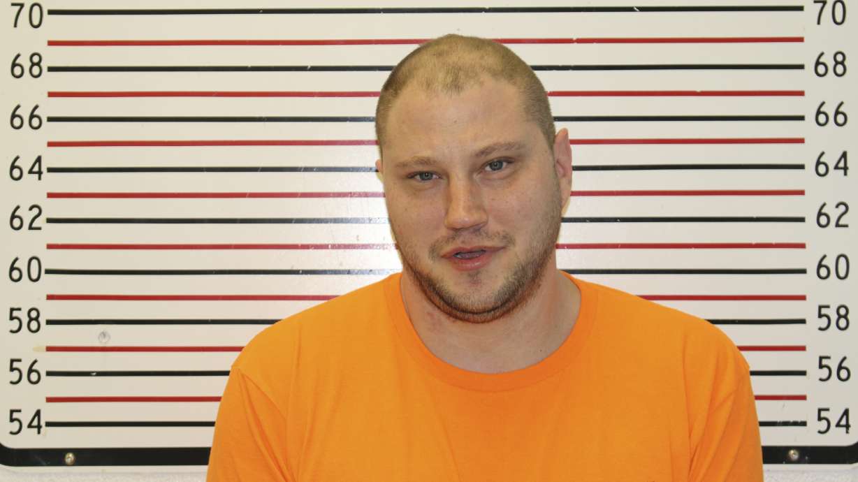 Oregon man who calls for help gets arrested on sex charges