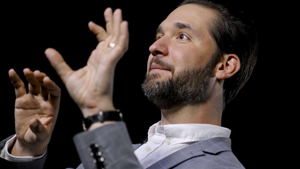 Reddit co-founder pushes hard for paternity leave