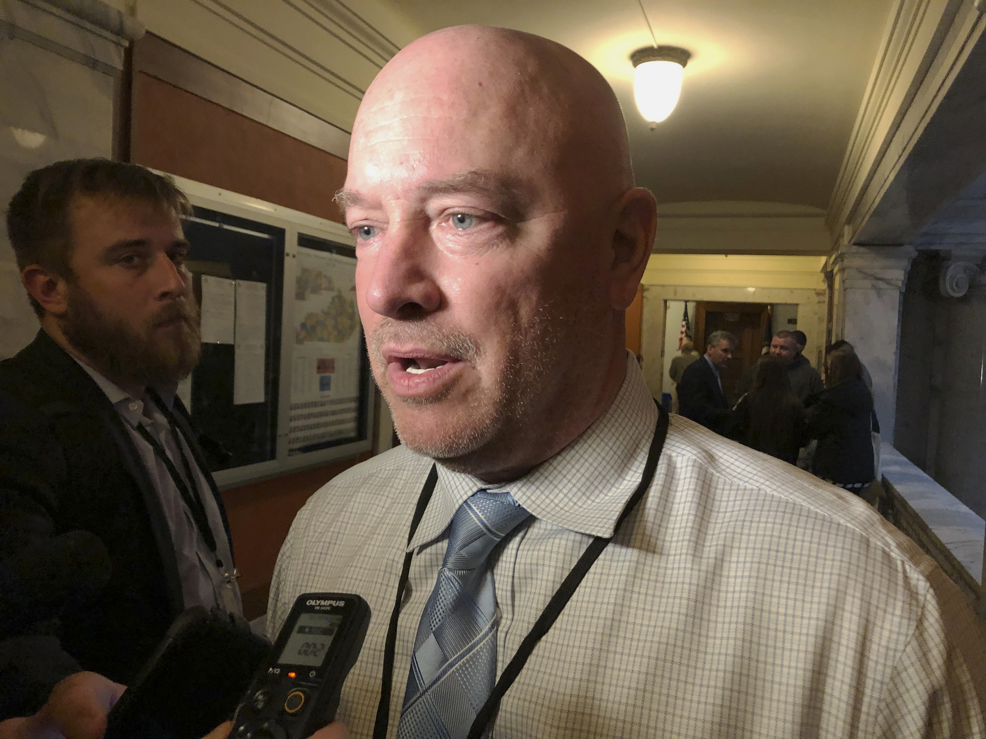 Kentucky GOP trying again with teacher pension bill