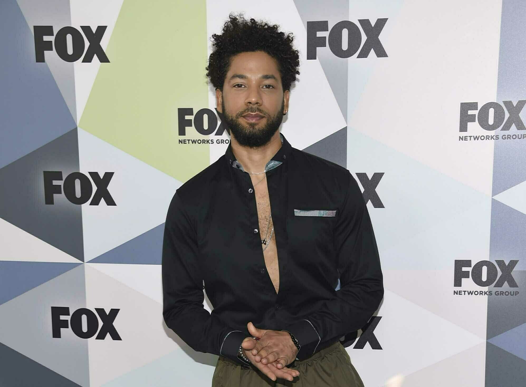 Prosecutors: Smollett paid brothers $3,500 for staged attack