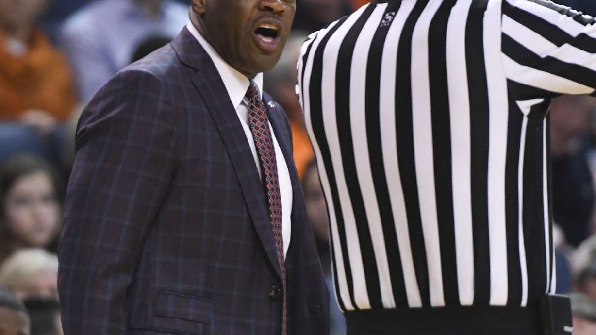 Auburn rides 3-point barrage to 79-56 win over Arkansas
