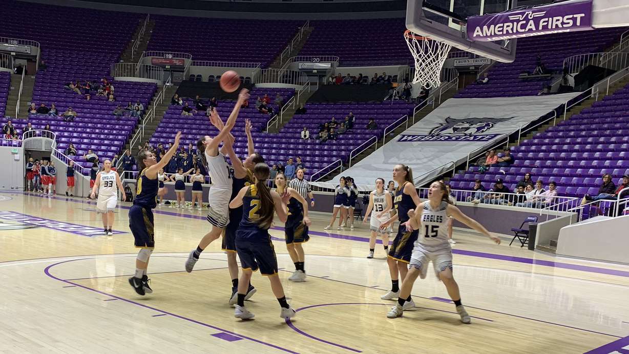 Enterprise and Duchesne during the quarterfinal round of state playoffs in Ogden on Thursday, Feb. 21, 2019. (Photo: Paul Swenson, KSL.com)
