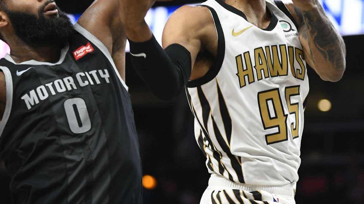 Pistons survive Blake Griffin's ejection, top Hawks 125-122