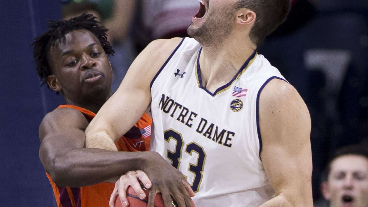 Blackshear powers No. 20 Virginia Tech past Notre Dame 67-59