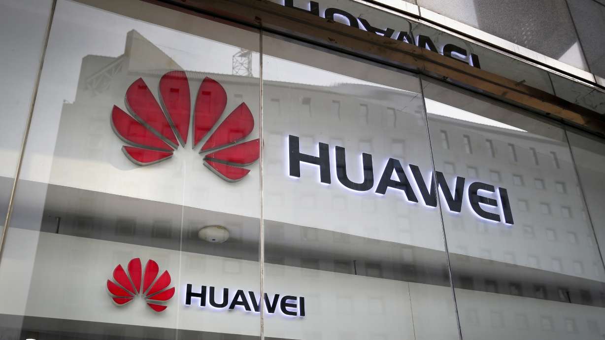 China's Huawei unveils 5G phone with folding screen
