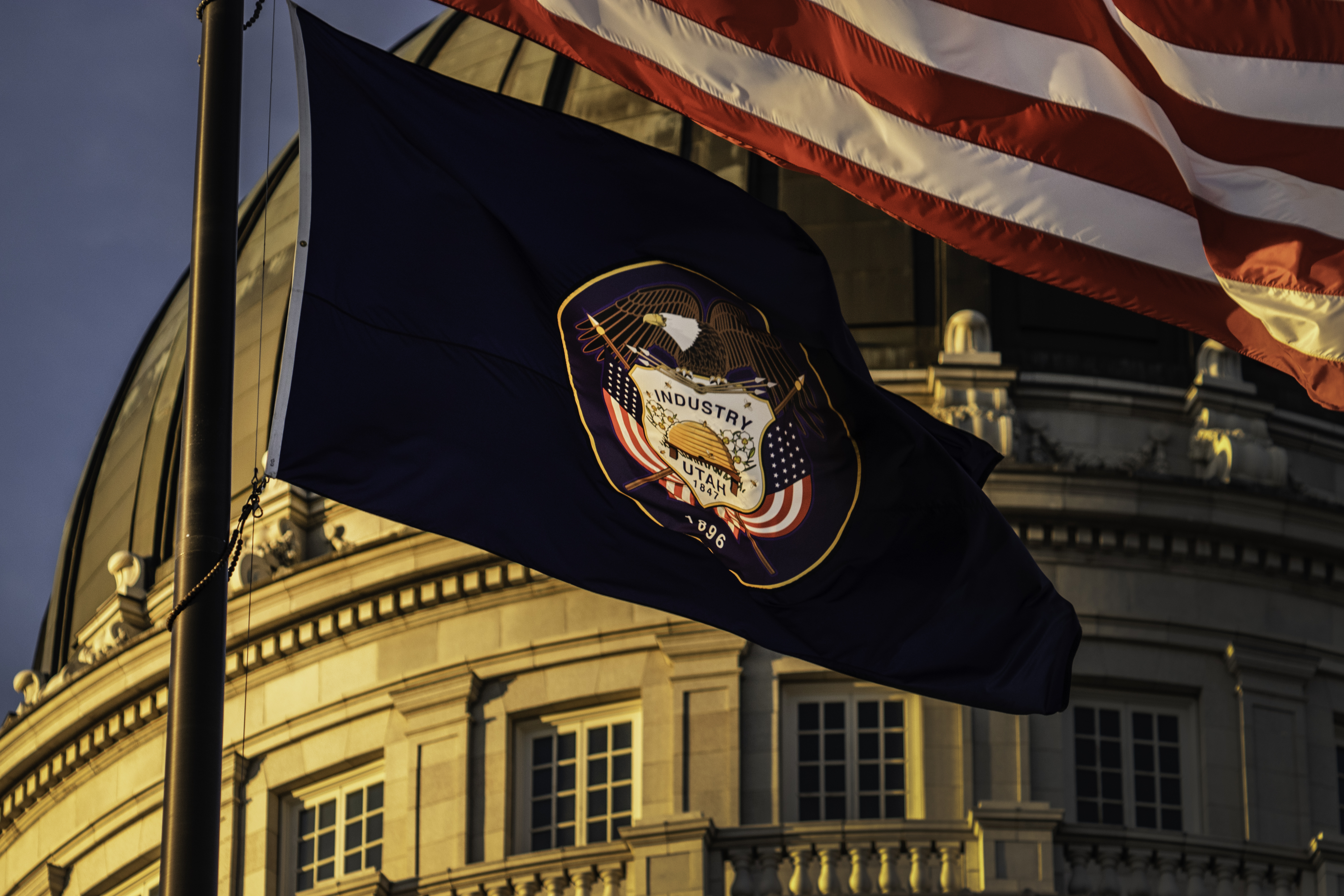 Utah Capitol, Utah flag