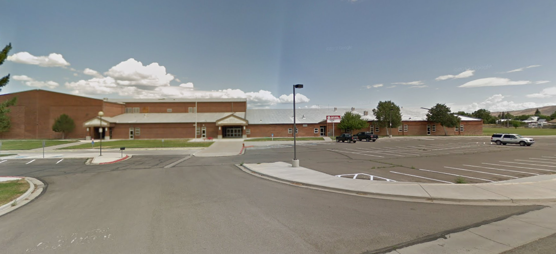 Make Your Week: Team wears support ribbons after rival players’ mom dies, other feel-good stories