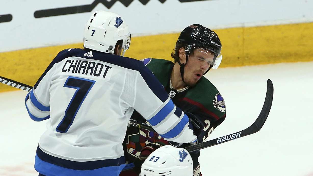 Jets' Chiarot fined for cross-checking Coyotes' Cousins