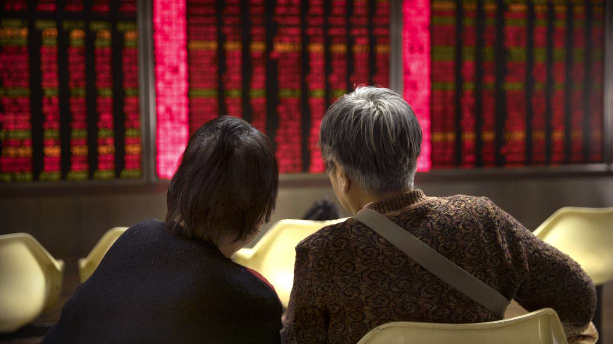 Global shares trend lower as world eyes Trump-Kim summit