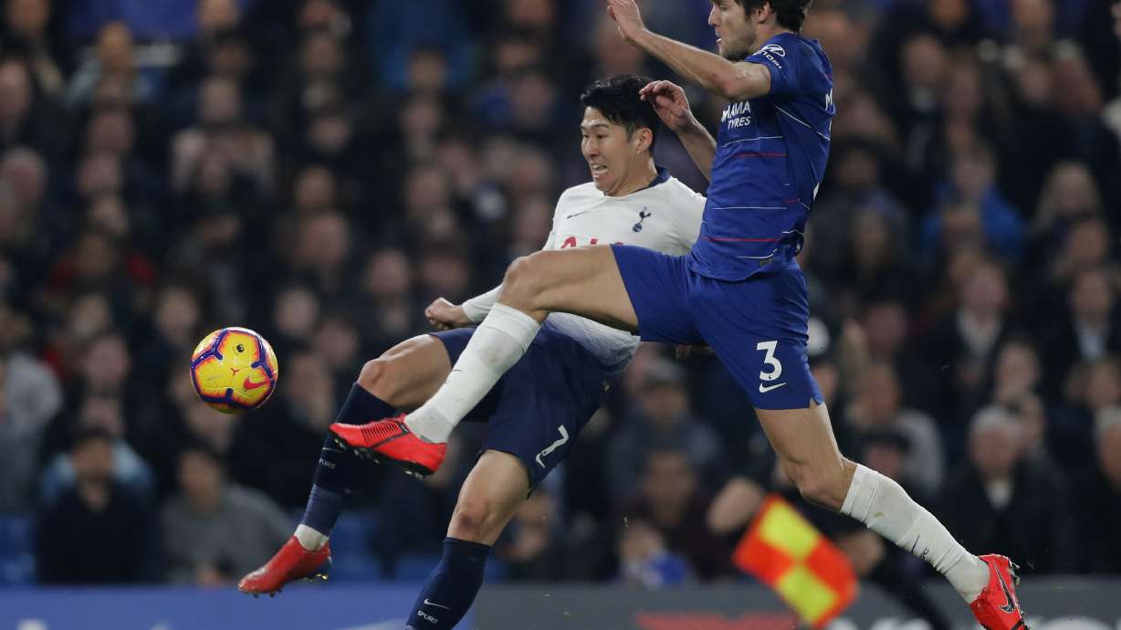 Sarri reasserts power, dropping Kepa and beating Tottenham