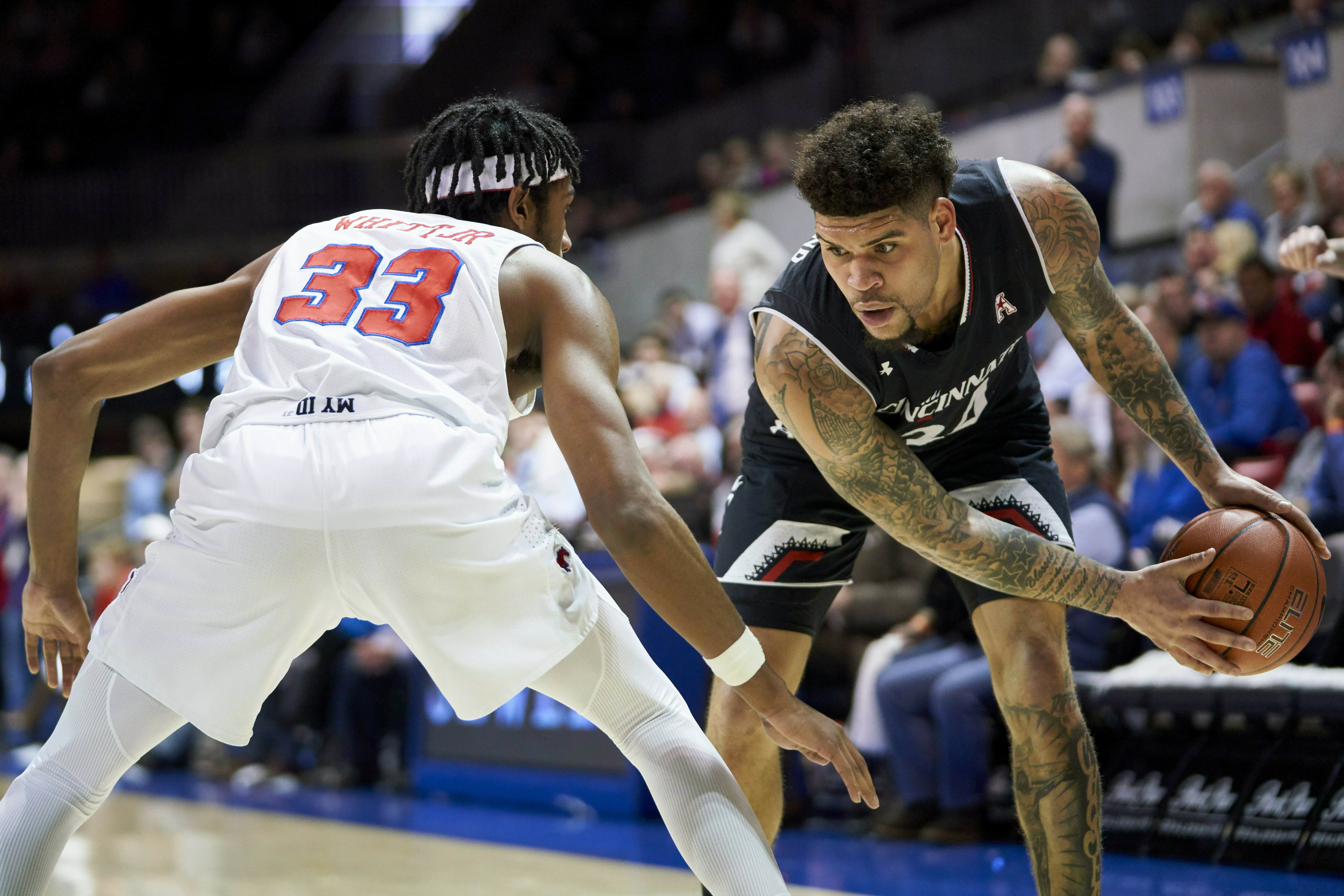 No. 23 Cincinnati wins 52-49 at SMU despite shooting woes