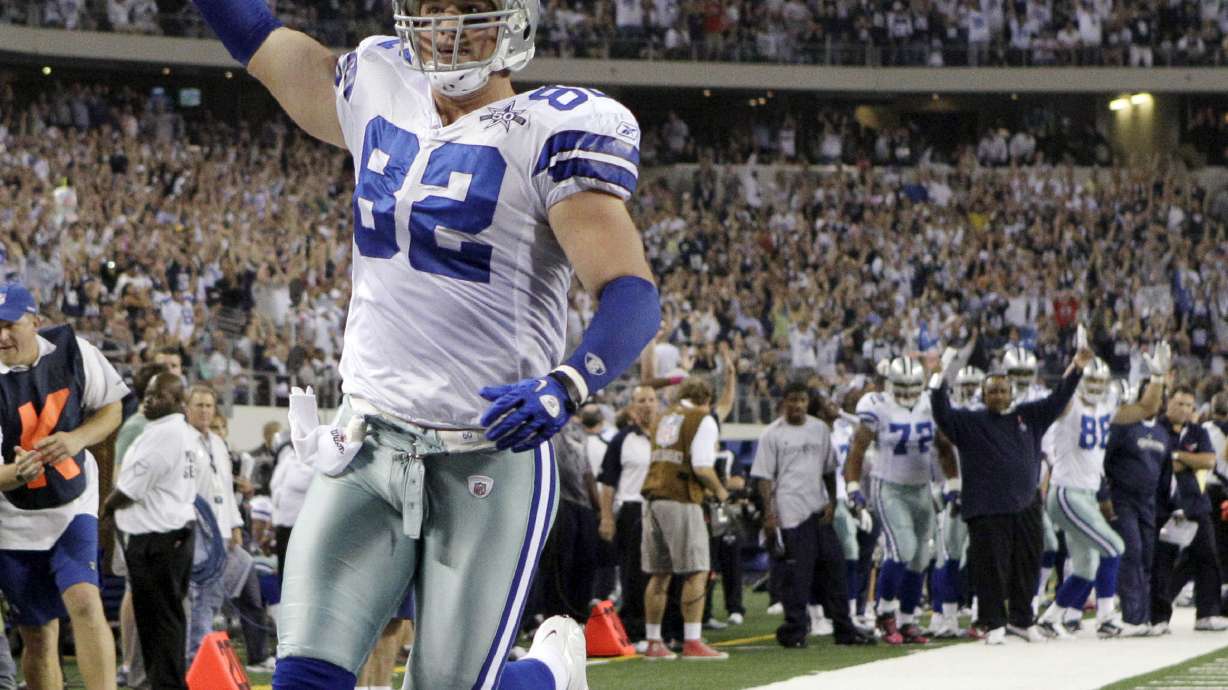 Jason Witten rejoining Cowboys after year as broadcaster