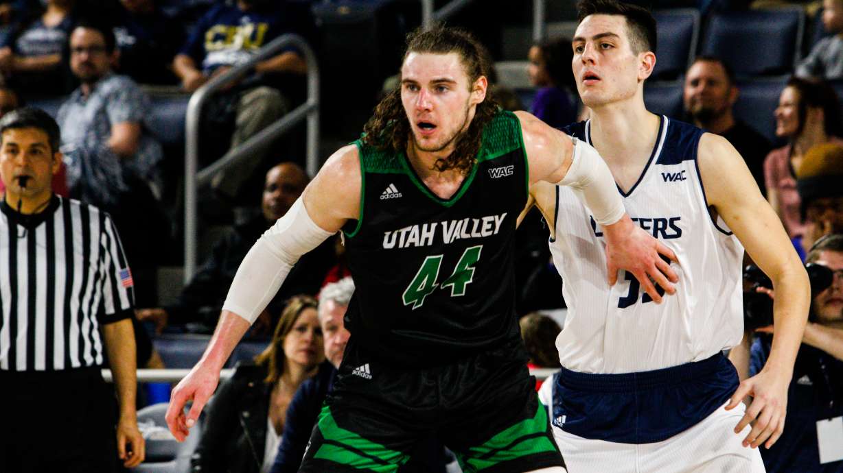 Steele lifts Utah Valley past California Baptist 64-63