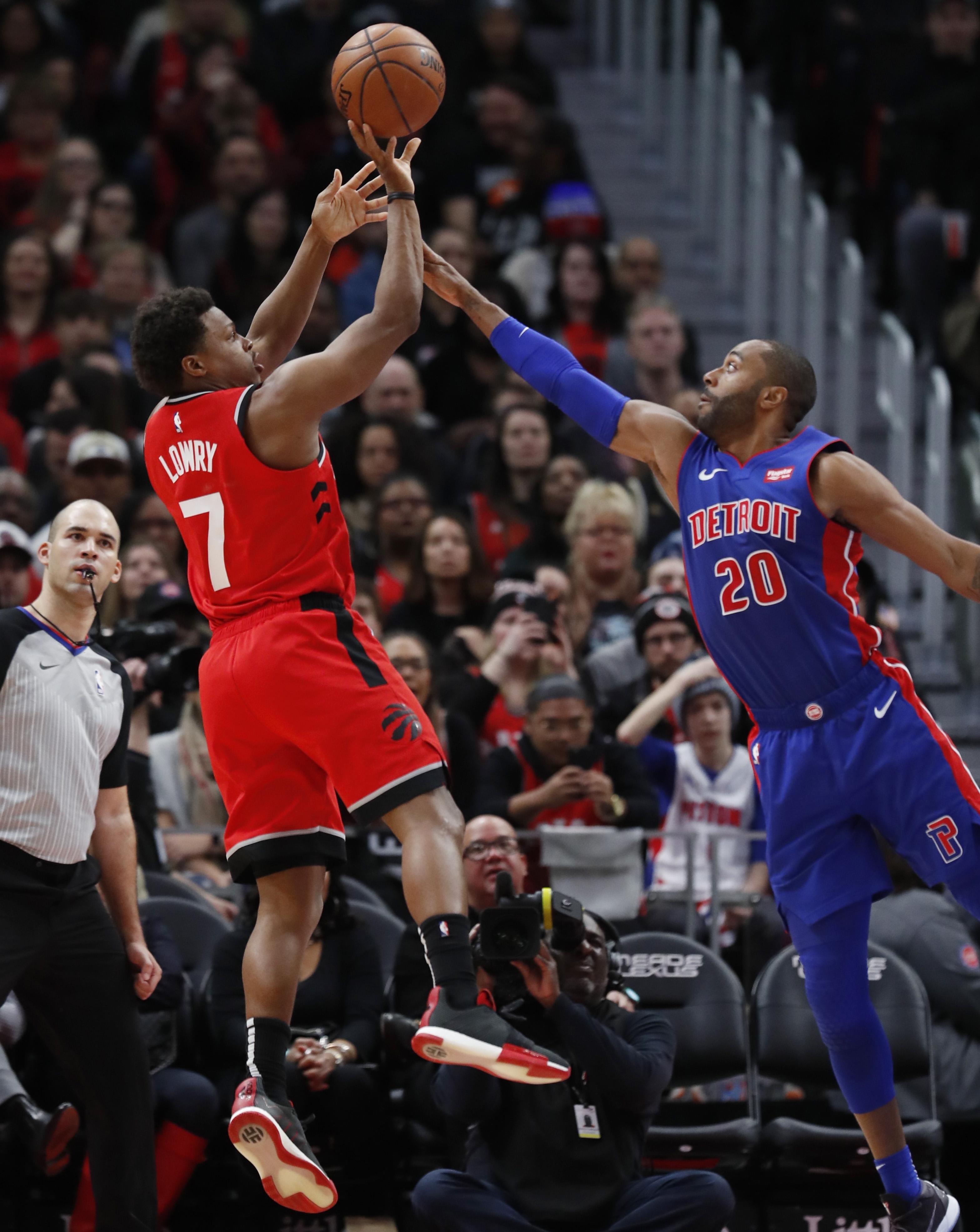 Blake Griffin scores 27, Pistons top Raptors 112-107 in OT