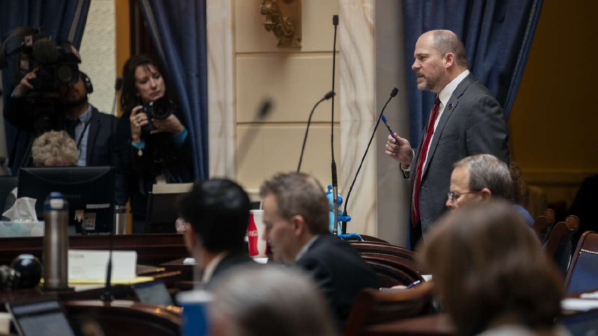 Utah hate crimes bill approved in initial Senate vote