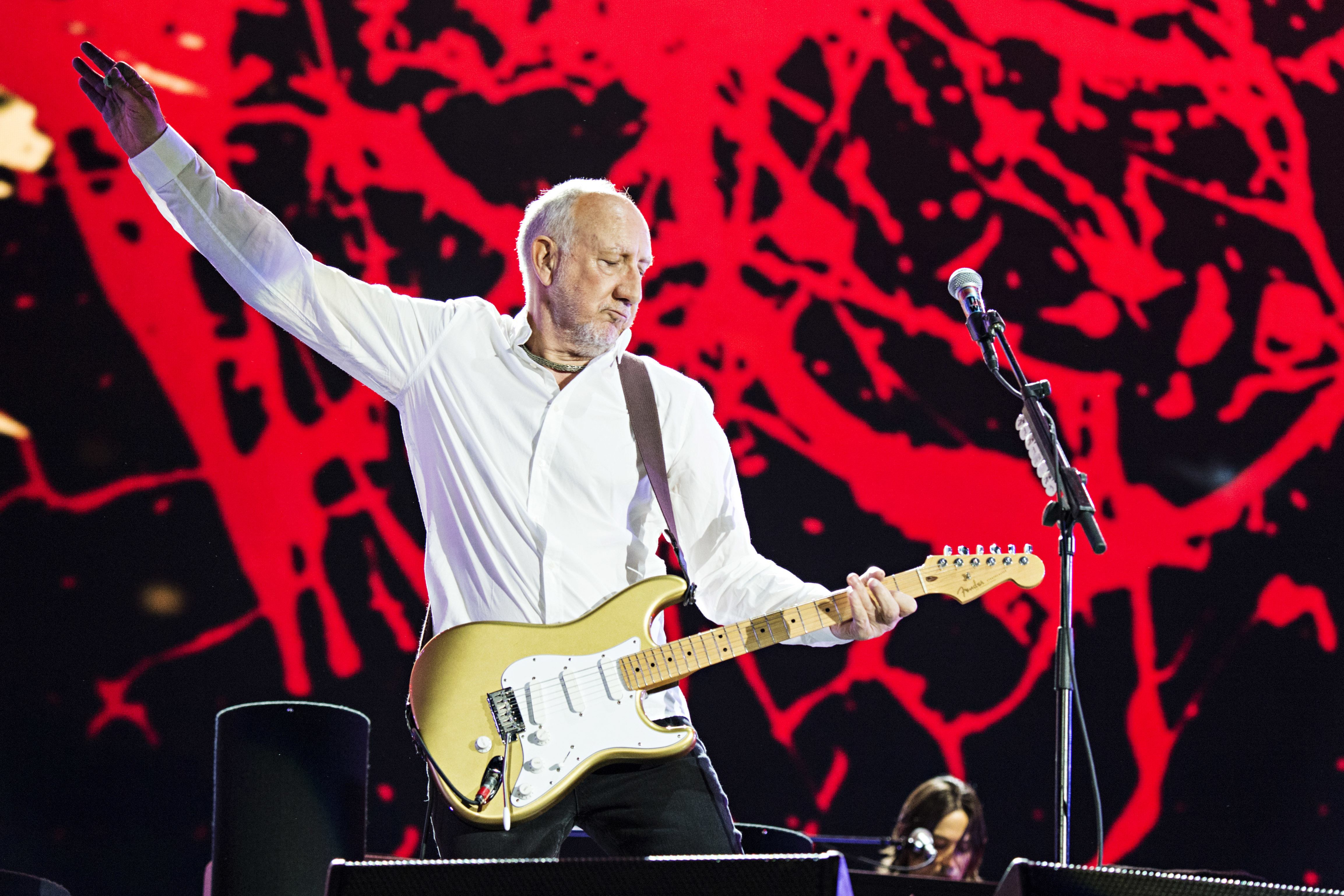 Pete Townshend novel, 'The Age of Anxiety,' out in November
