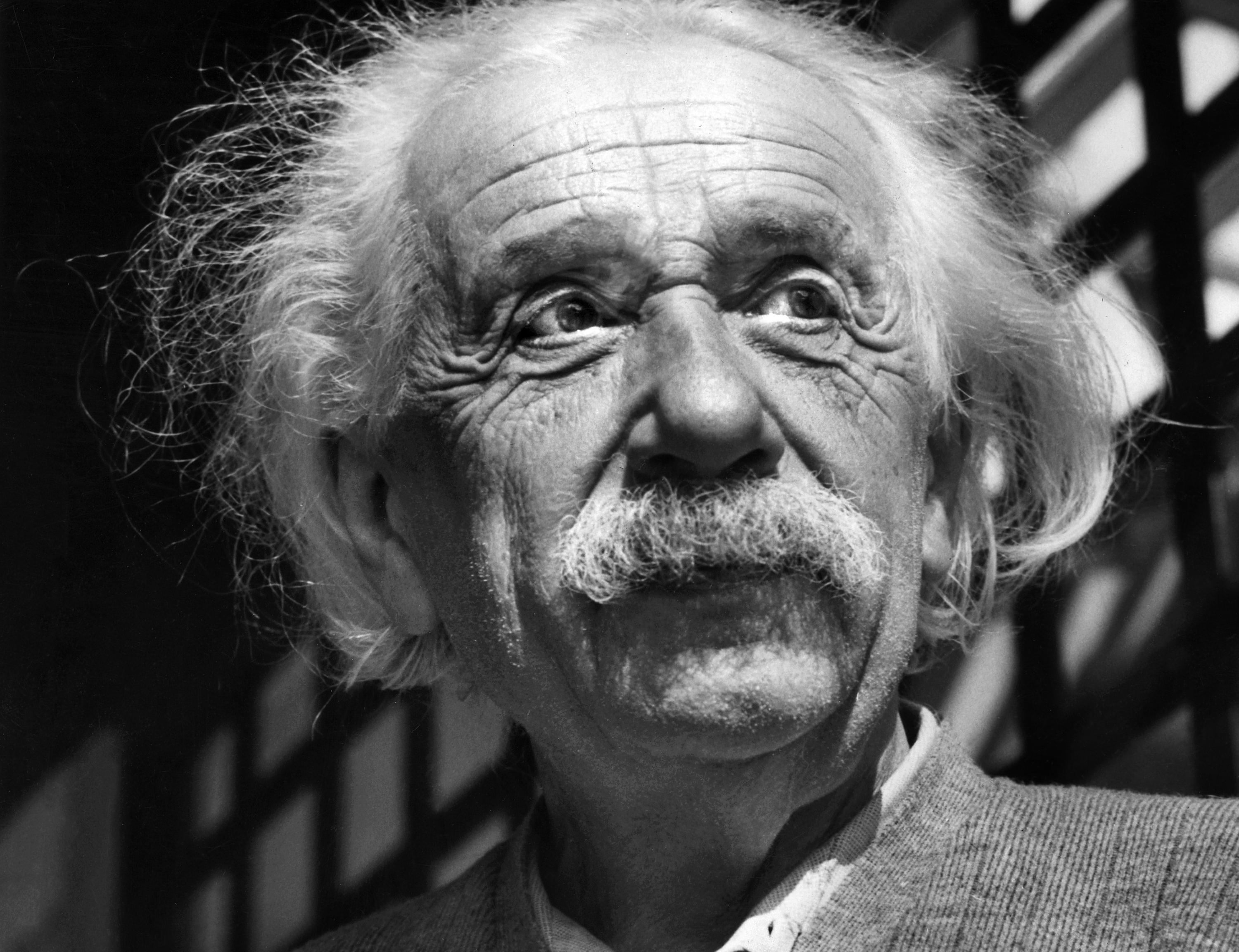 Hebrew University adds new manuscripts to Einstein archive