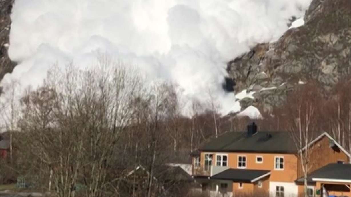 Woman records avalanche crashing toward central Norway home