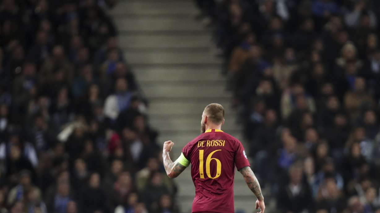 Porto beats Roma 3-1 to reach Champions League quarterfinals