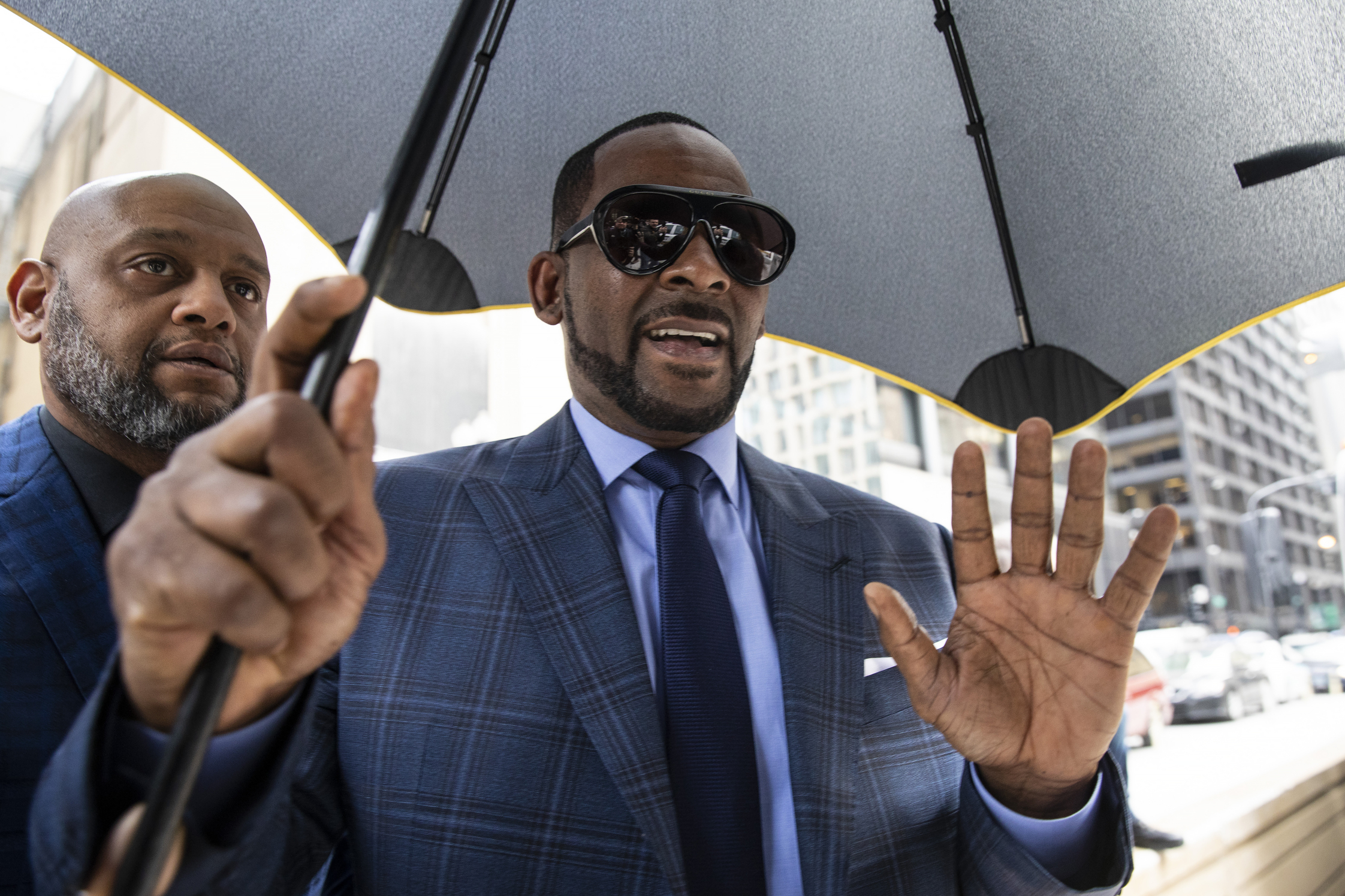 The Latest: Detroit police probe R. Kelly sex assault claim