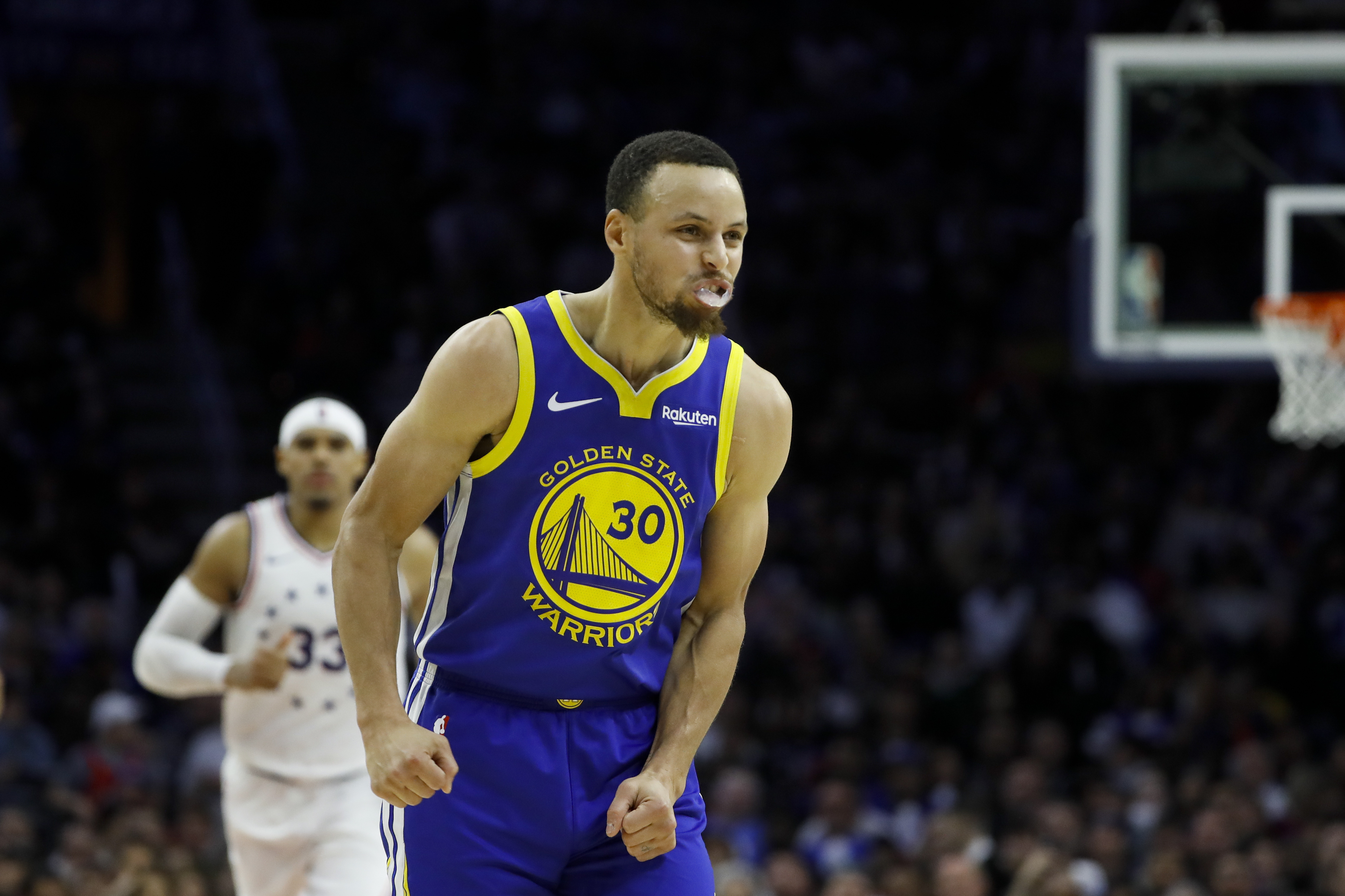 Stephen Curry surprises girl who helped with shoe design